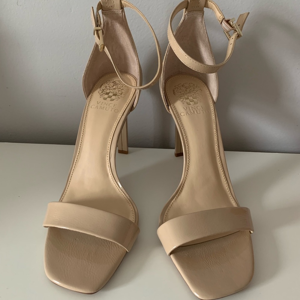 Vince Camuto Ankle Strap Handle